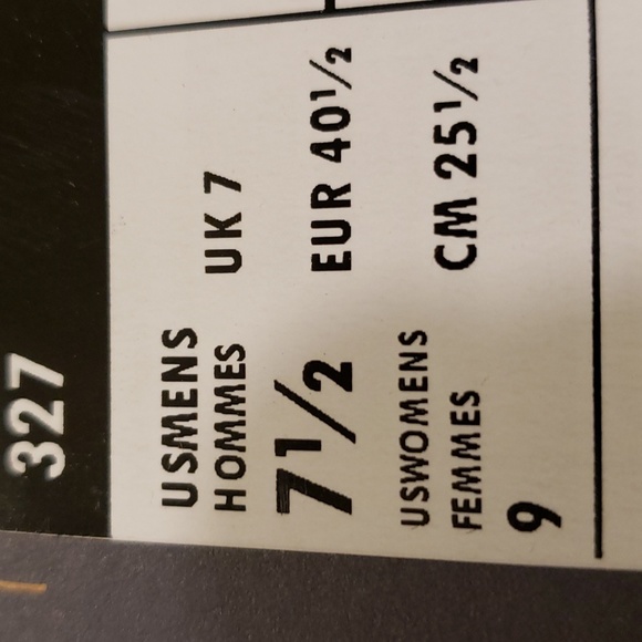 New Balance 327  Size 9 Sneakers Unisex - Picture 10 of 10